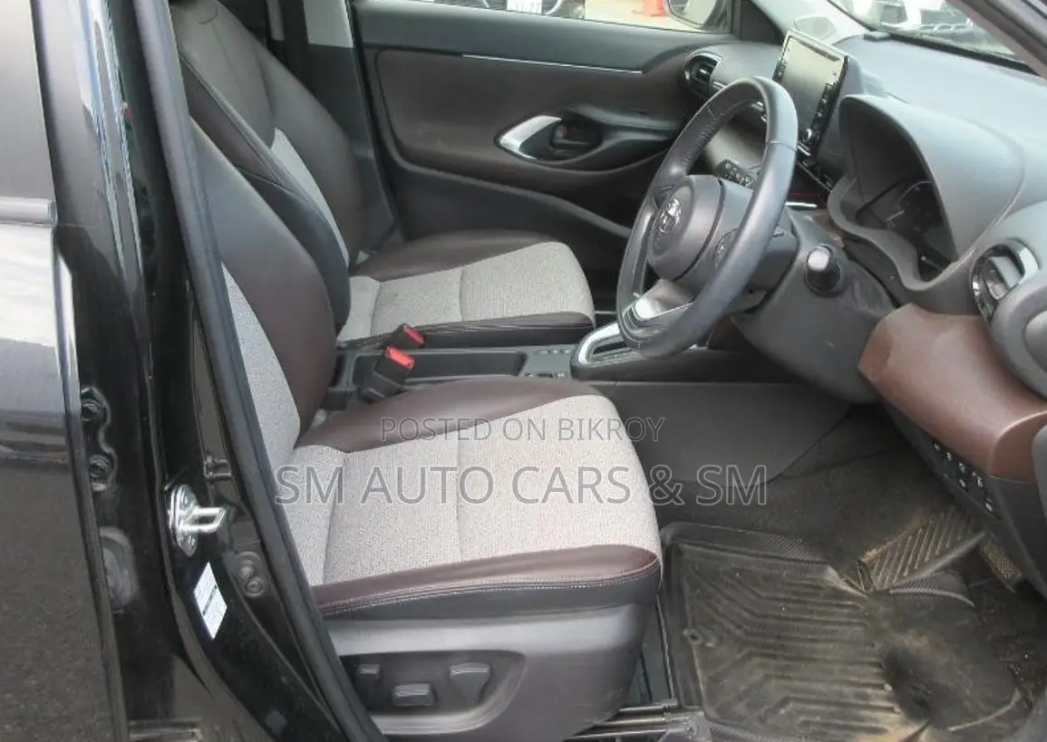 Toyota Yaris Cross 1.5 Hybrid FWD 2021 Black