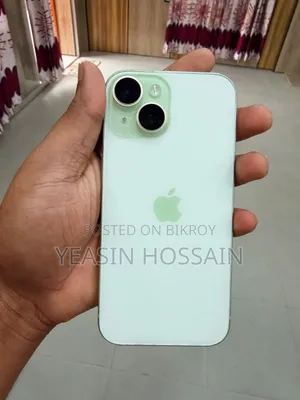 Apple iPhone 15 128 GB Green