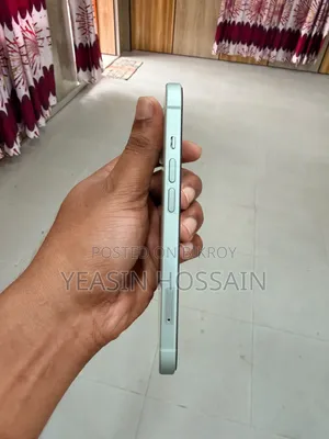 Apple iPhone 15 128 GB Green