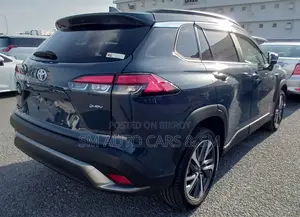 Toyota Corolla Cross 2025 Gray