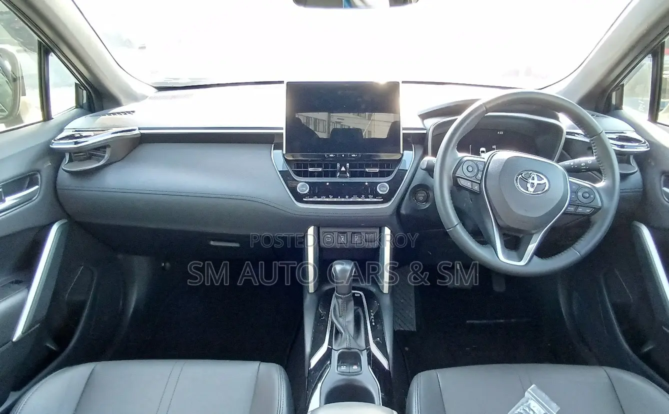 Toyota Corolla Cross 2025 Gray