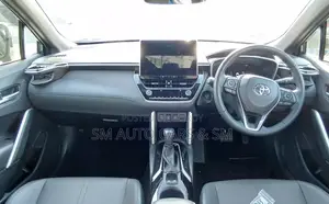 Toyota Corolla Cross 2025 Gray