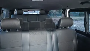 Toyota HiAce 2016 Black