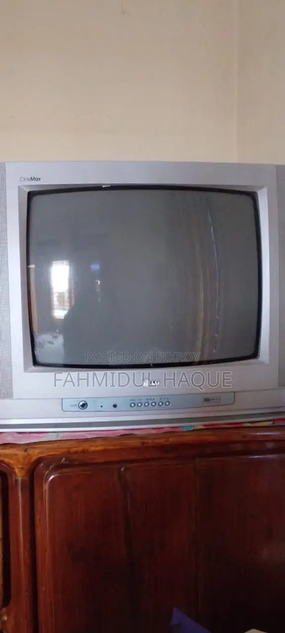 LG Cine Max TV