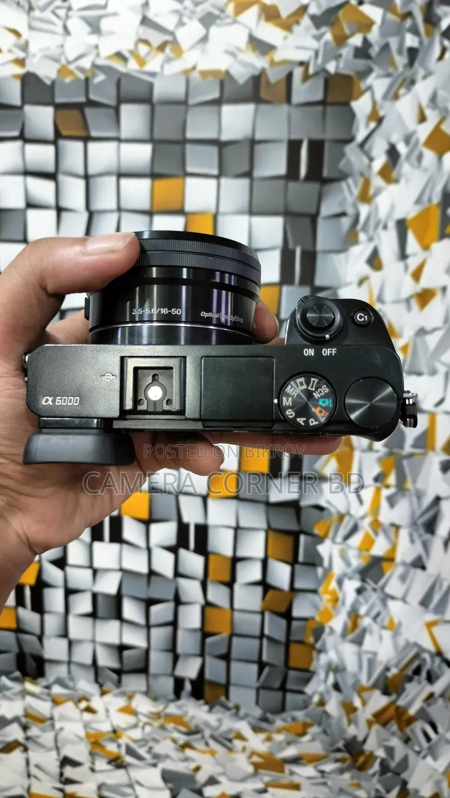 Sony A6000 Body and Lens