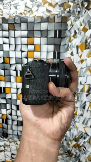Somy A5100 With Kit Lens and Box Condition