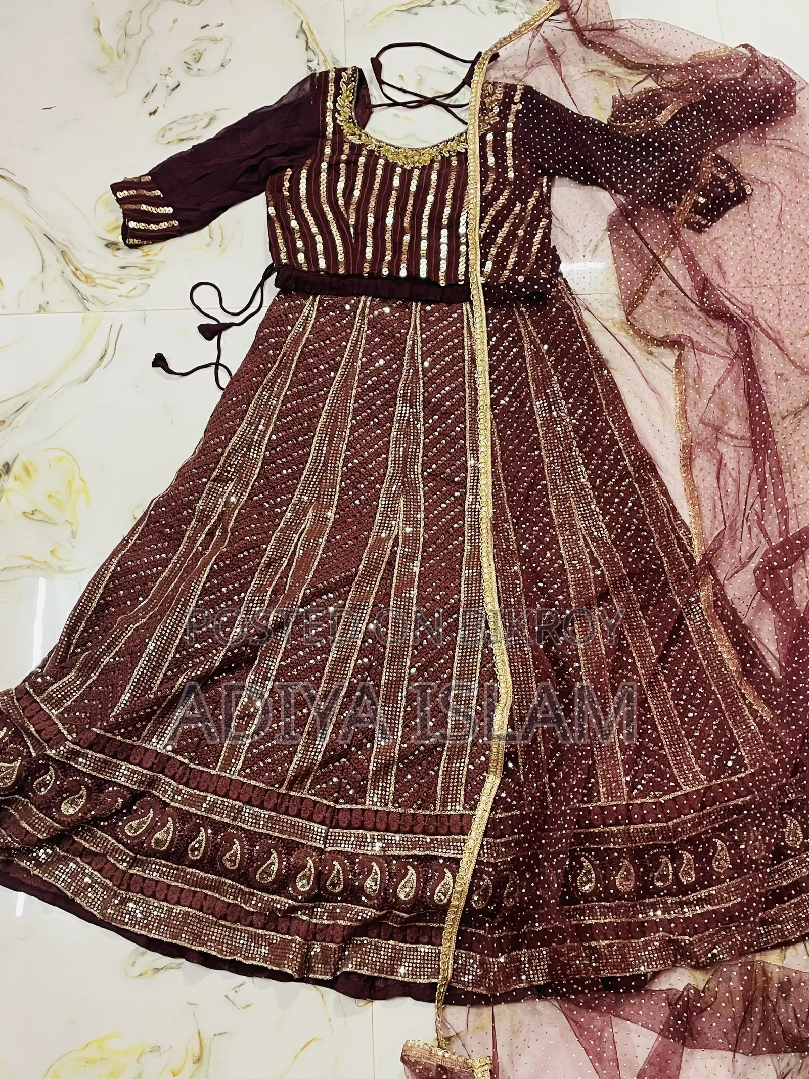 Anzara lehenga.buy Price Selling Price Size 34