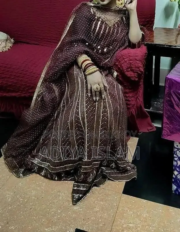 Anzara lehenga.buy Price Selling Price Size 34