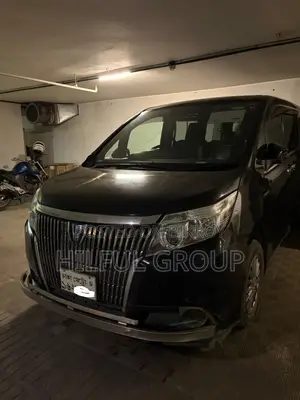 Toyota Esquire 2015 Black