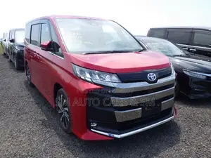 Toyota Noah 2023 Red
