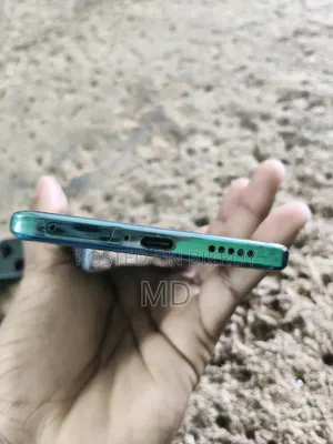 Vivo V30 5G 256 GB Green