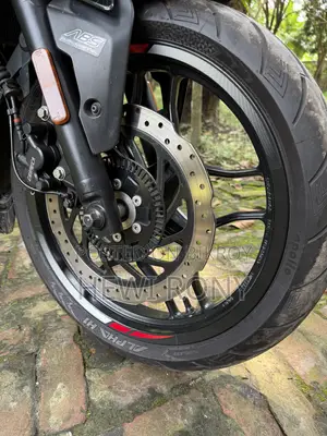 Bajaj Pulsar F250 2025 Black