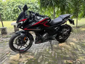 Bajaj Pulsar F250 2025 Black