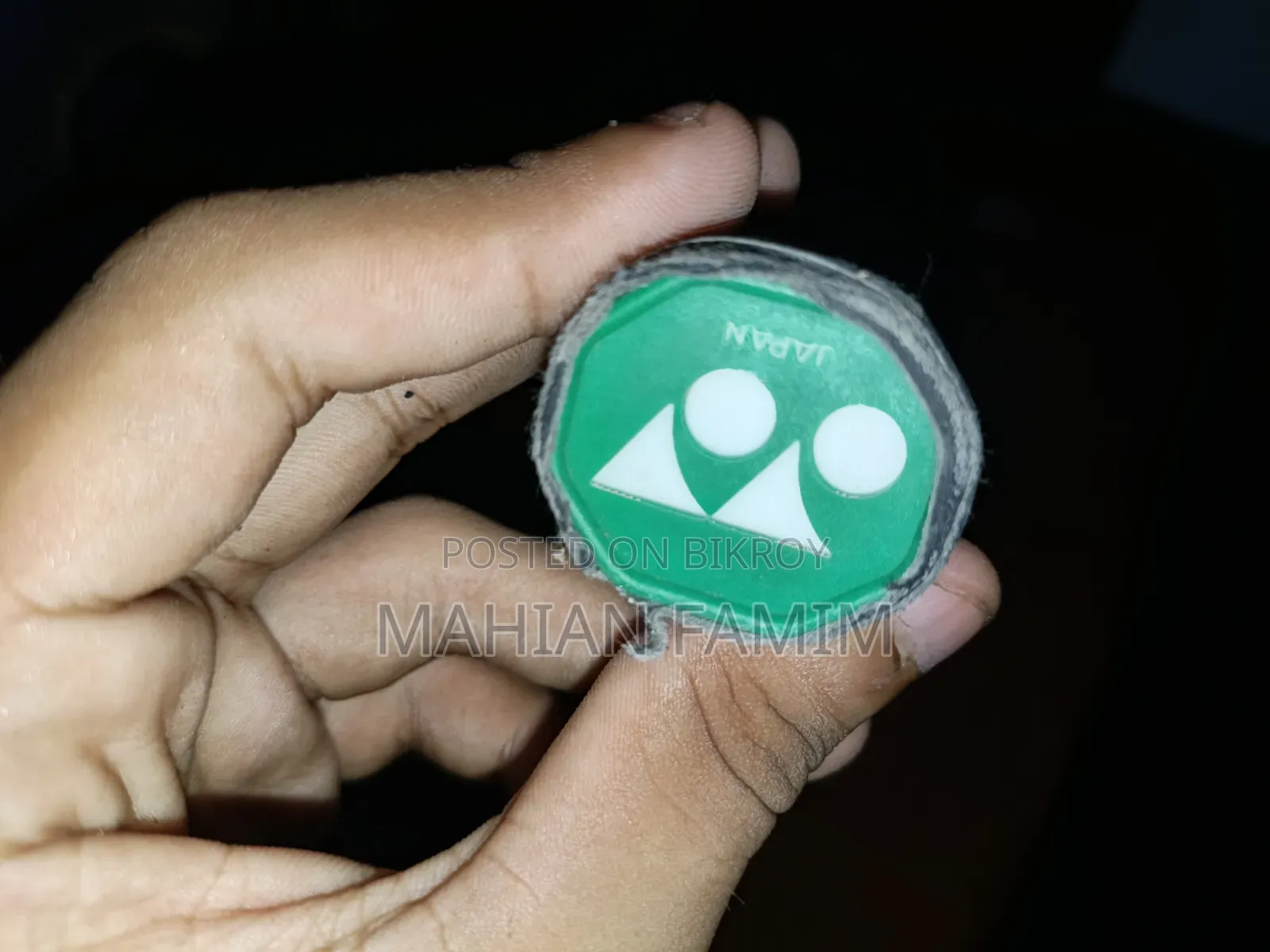 Yonex Axtrox 100zz Badminton  (2nd Edi)
