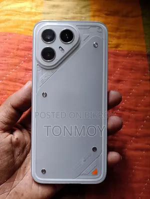 New Tecno Pova 7 Ultra 5G 256 GB Silver