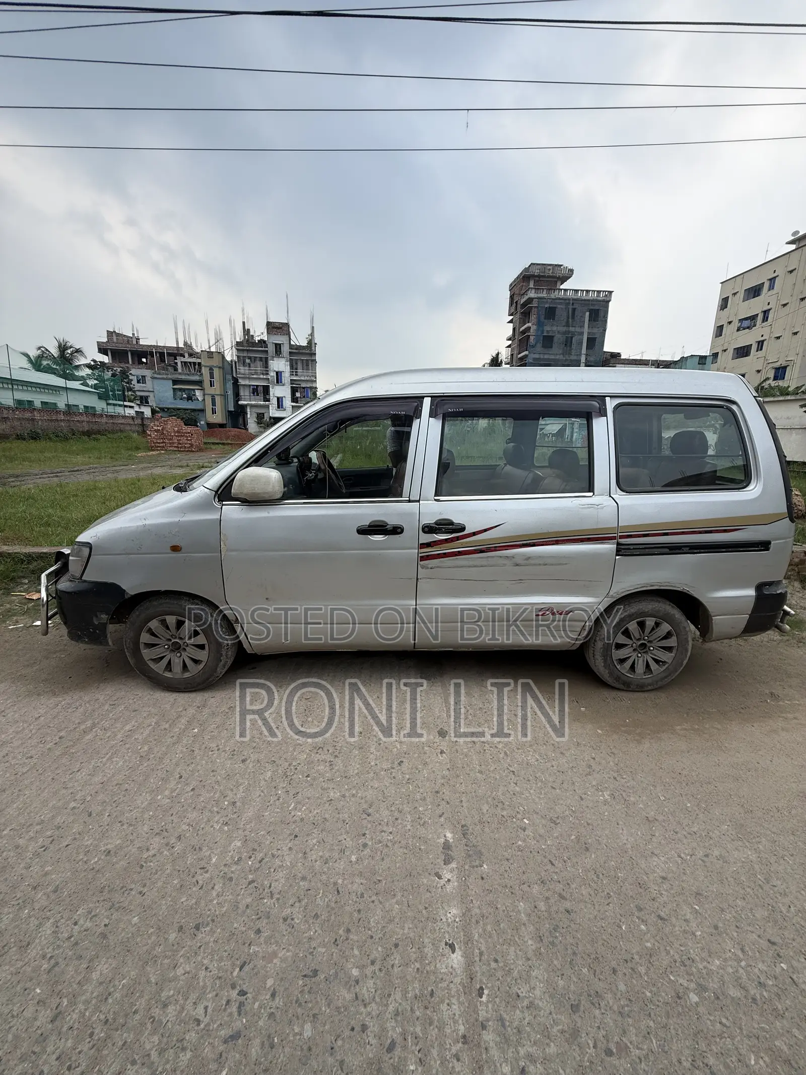 Toyota Noah 2.0 FWD (8 Seater) 2003 Silver