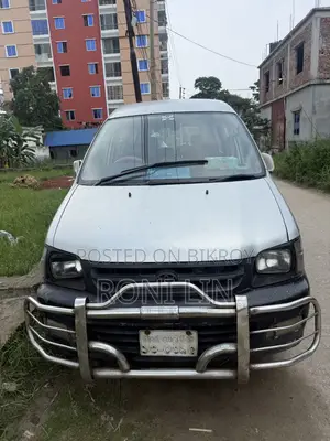 Toyota Noah 2.0 FWD (8 Seater) 2003 Silver