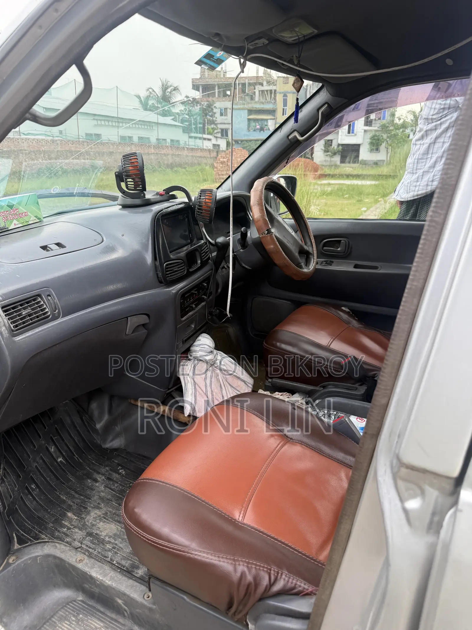Toyota Noah 2.0 FWD (8 Seater) 2003 Silver