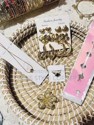 Combo Set 1 Set Earring,necklace,finger Ring,mini Flowerclip,bracelet