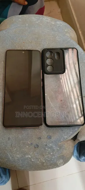 Vivo Y200 128 GB Gold