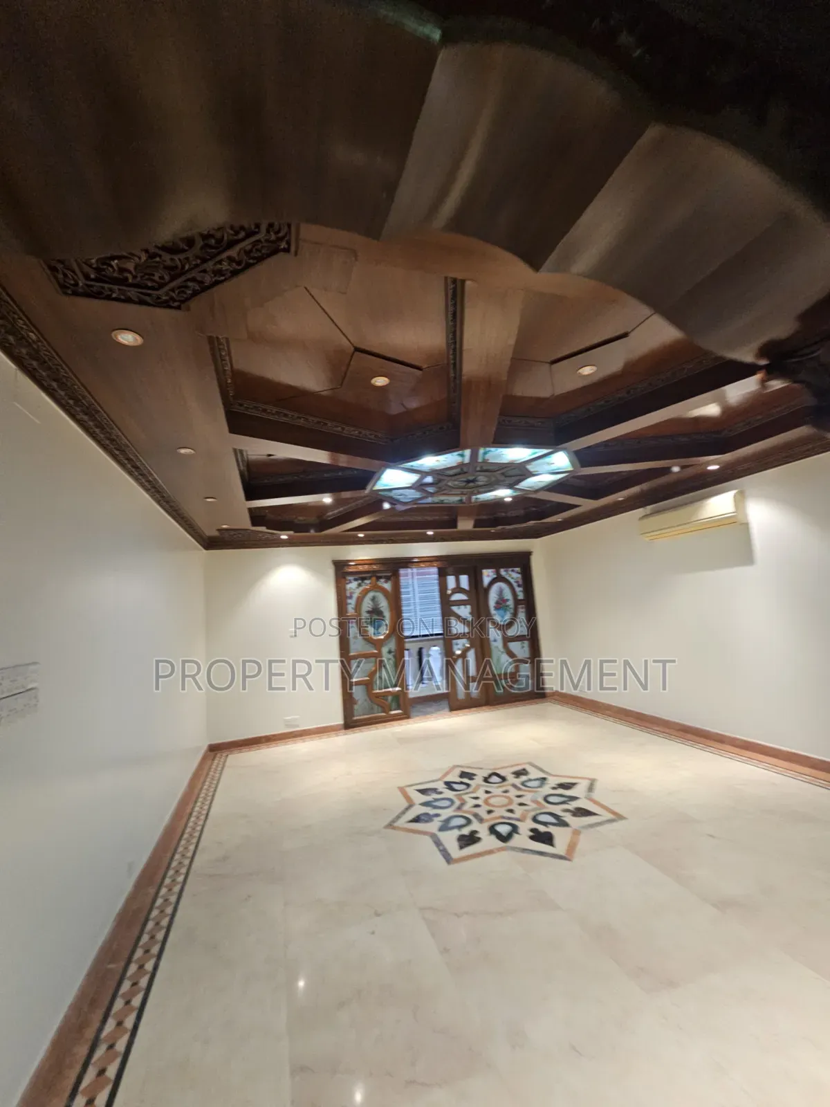 4bdrm Apartment in Gulshan for Rent