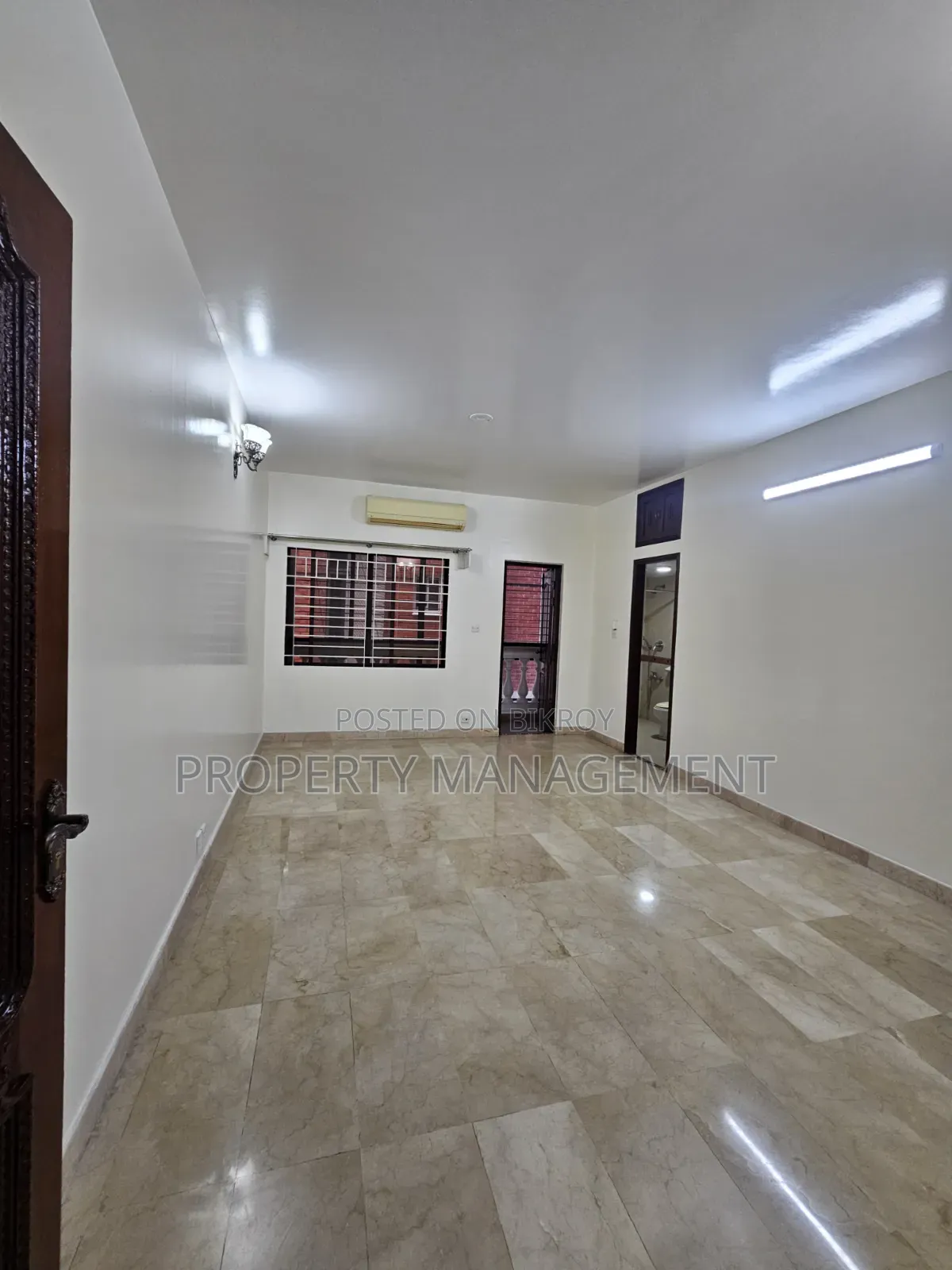 4bdrm Apartment in Gulshan for Rent