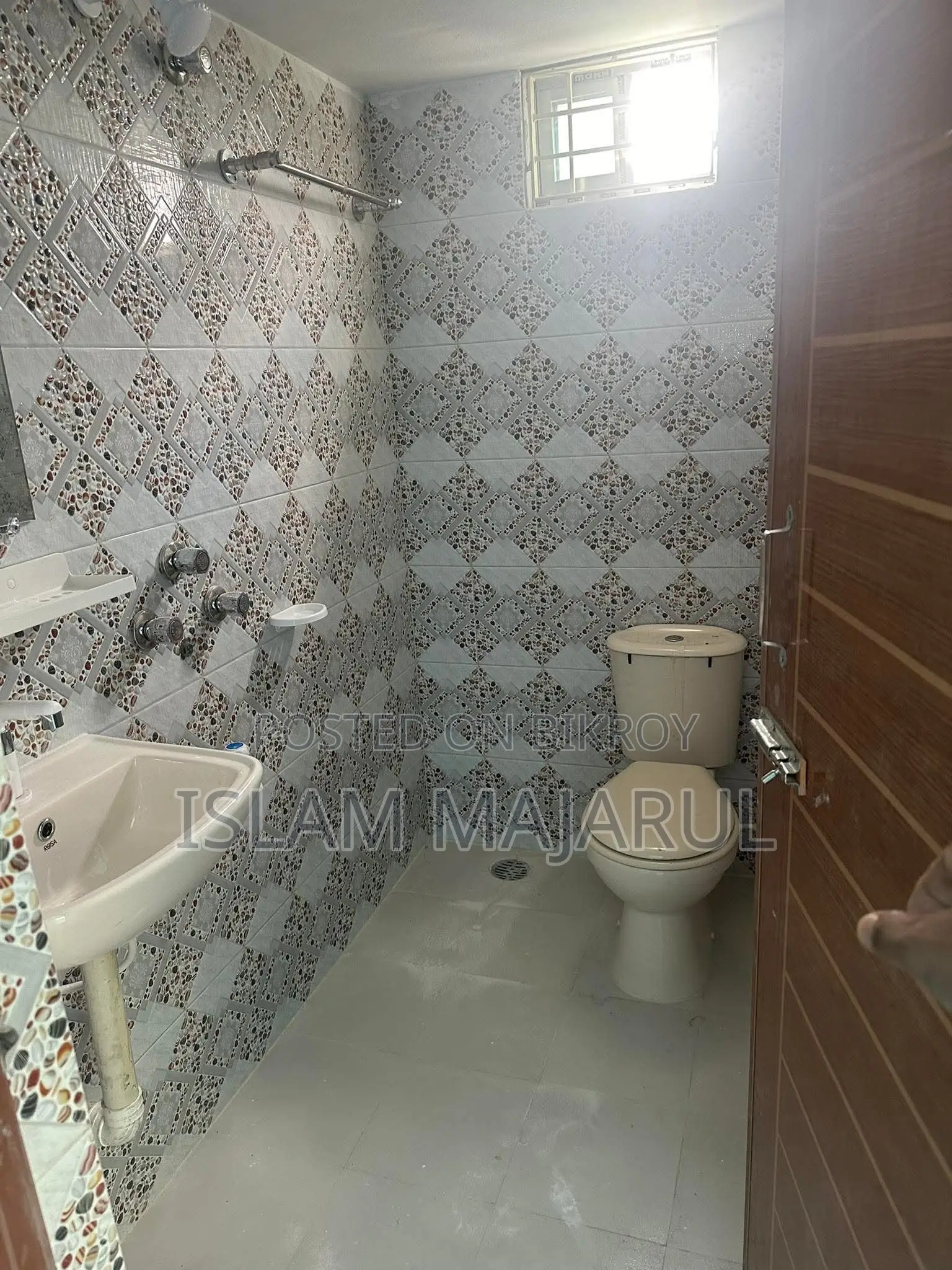 20bdrm House in Khulna Sadar for Sale