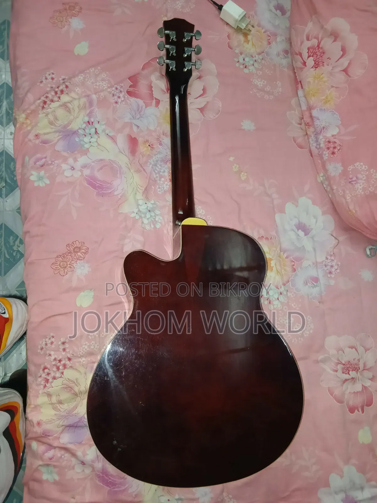 Acoustic Guitar