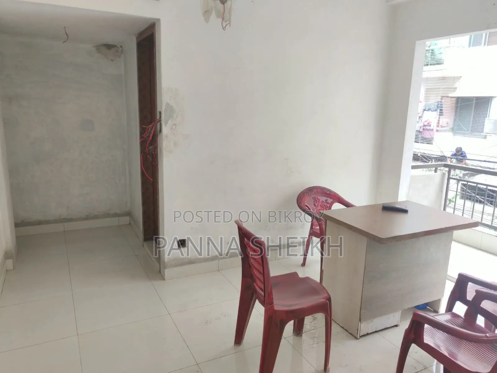 3bdrm Apartment in Ett Kazis Place, Mohammadpur for sale