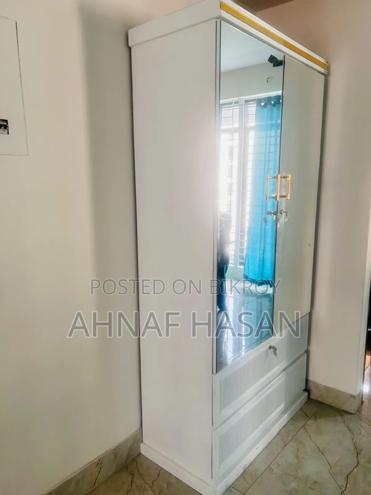 Fresh New Almirah Sell