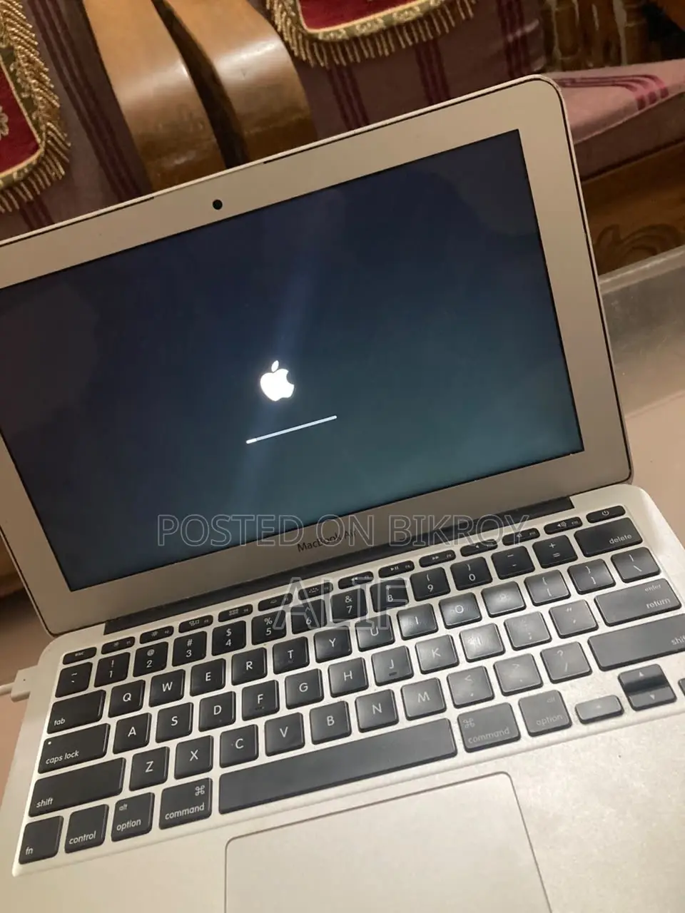 Apple MacBook 2013 4GB Intel Core i5 SSD 128GB Laptop