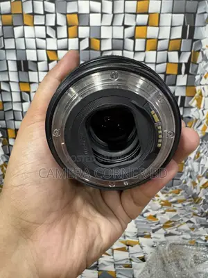 Canon 24-105mm Zoom Lens
