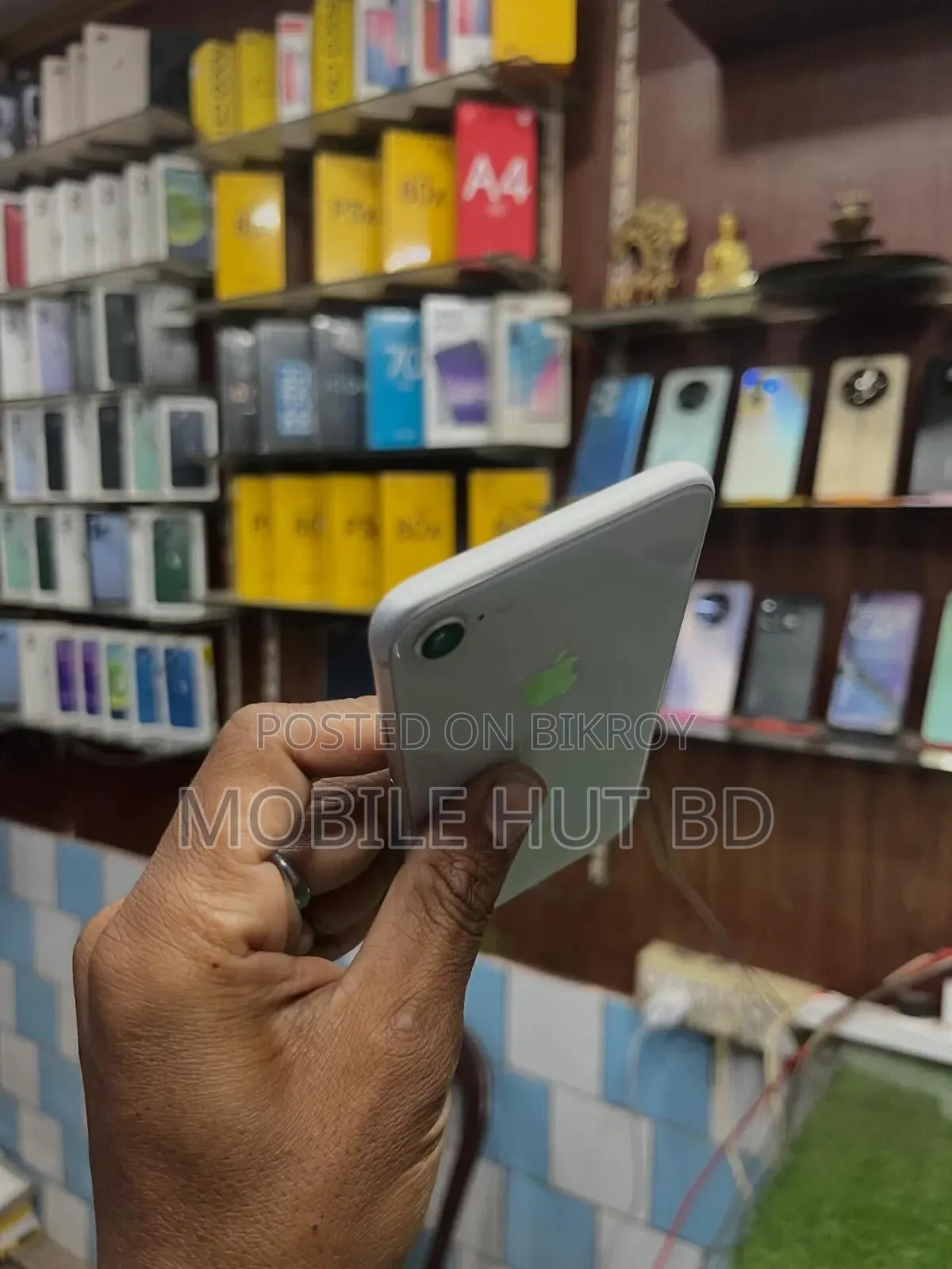 Apple iPhone 8 64 GB White