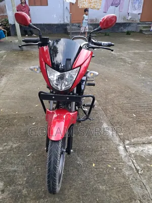 Hero Glamour 2022 Red