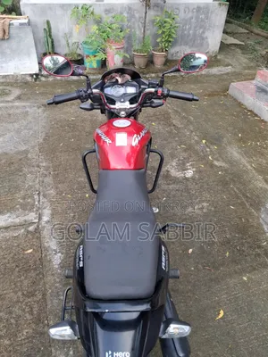 Hero Glamour 2022 Red