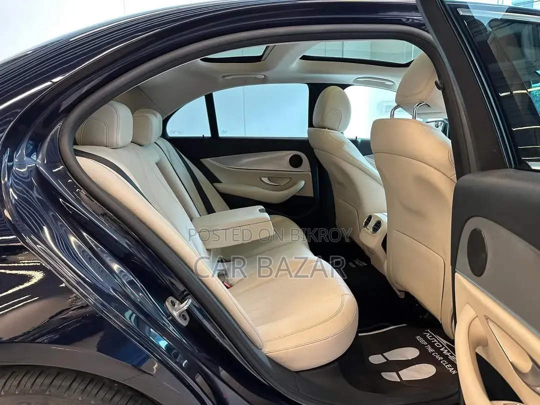 Mercedes-Benz E200 2016 Blue