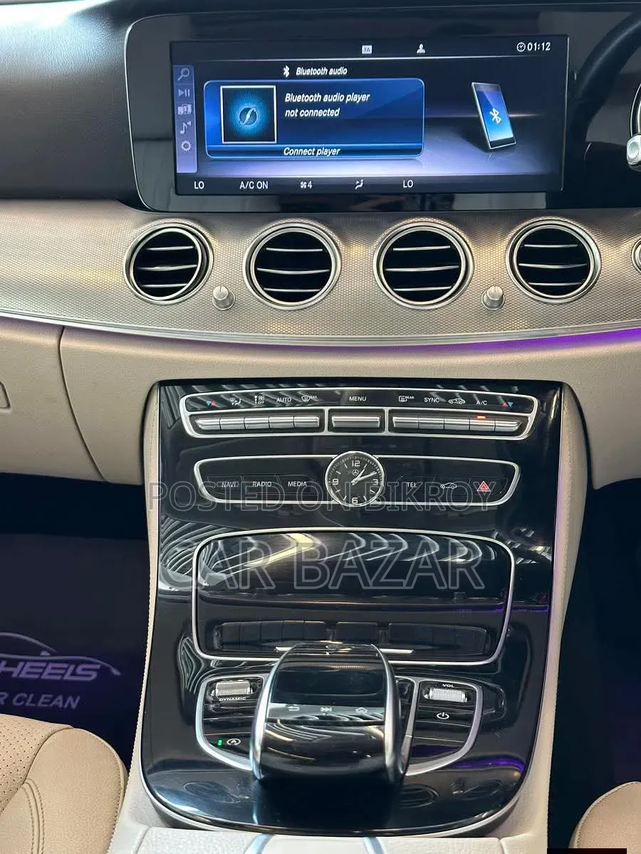 Mercedes-Benz E200 2016 Blue