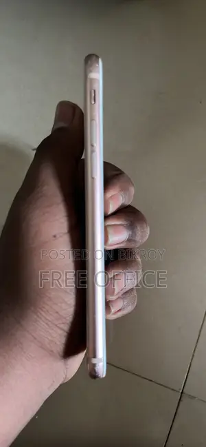 Apple iPhone 8 64 GB Rose Gold