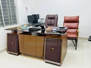 Director Table