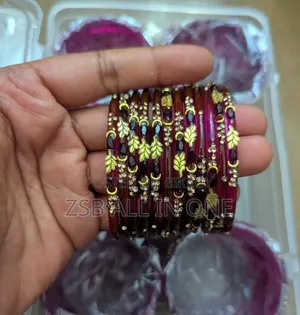 এক্সক্লুসিভ কাচের কাশ্মীরি চুরি সেট ১২ পিস