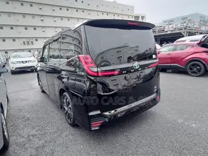 Toyota Noah 2023 Black