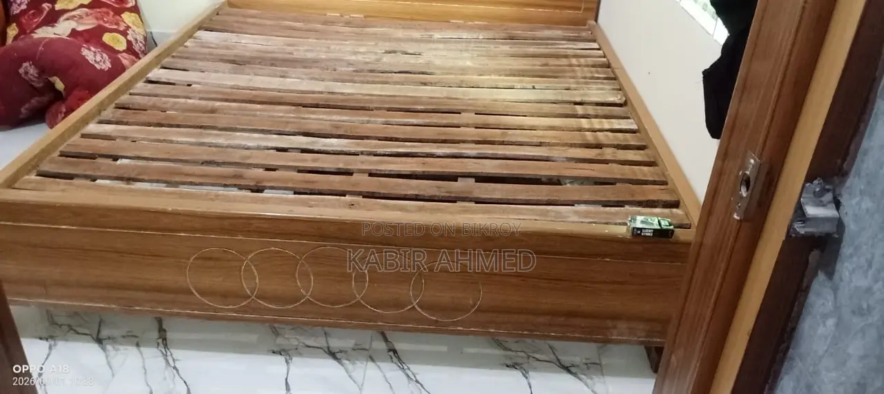 খাট ৬/৭ ফিট