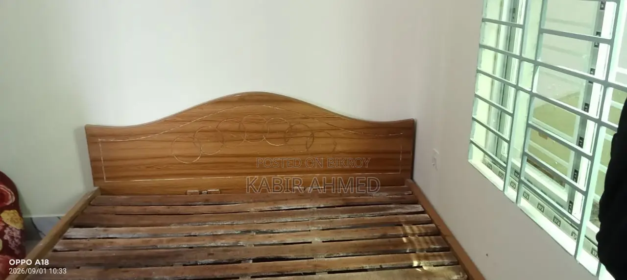 খাট ৬/৭ ফিট