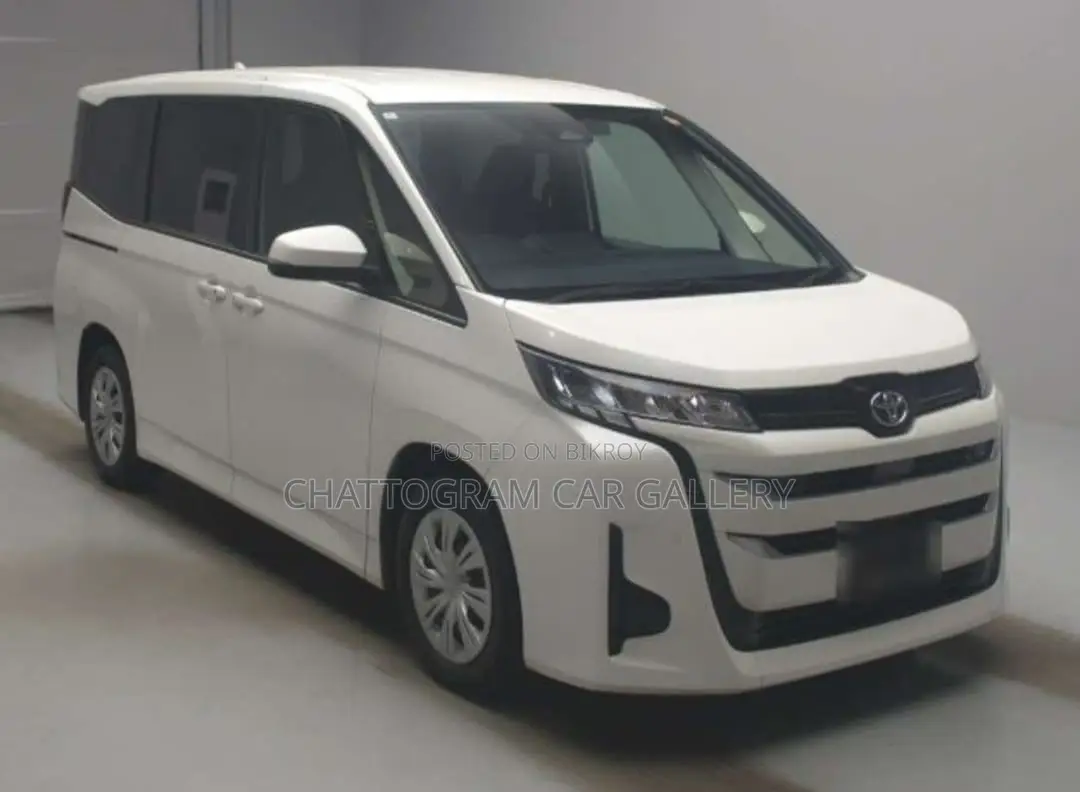 Toyota Noah 2022 Pearl