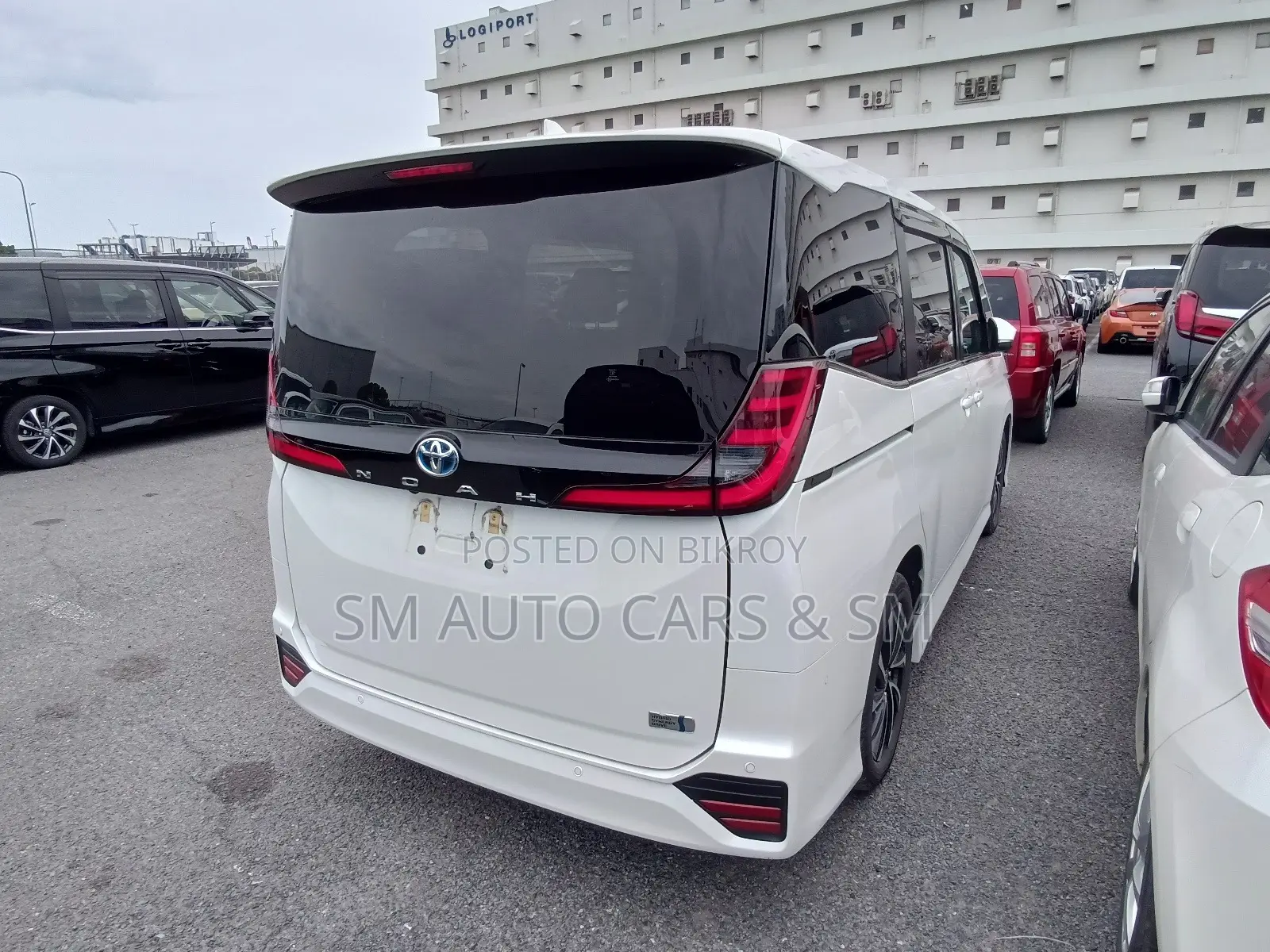 Toyota Noah 2023 Pearl