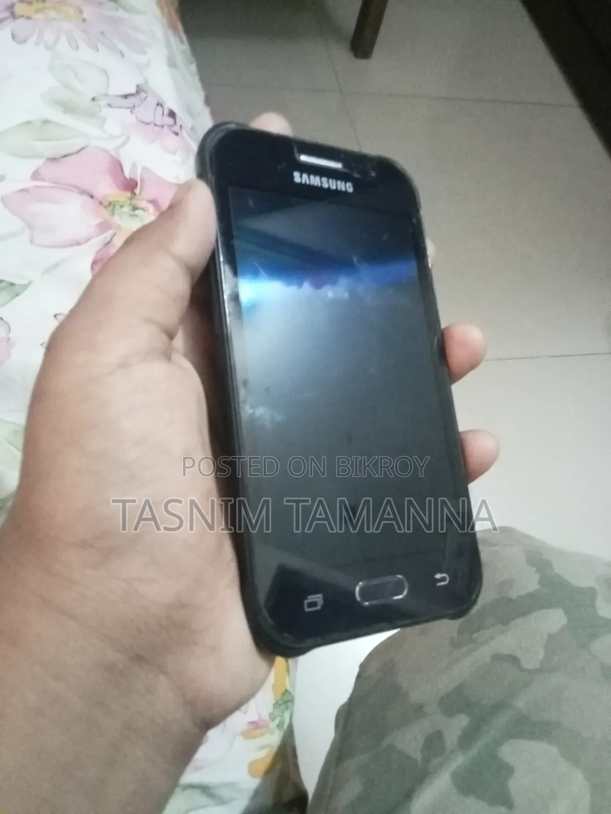 Samsung Galaxy J1 Ace 4 GB Black