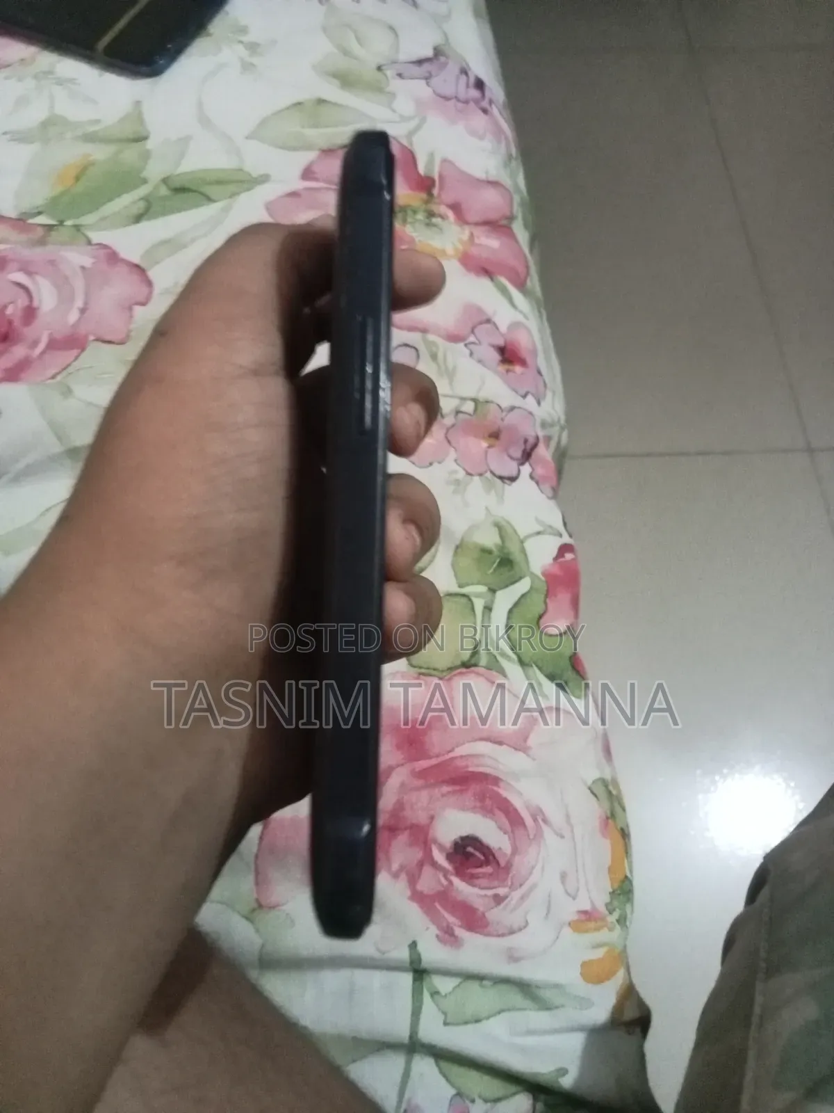 Samsung Galaxy J1 Ace 4 GB Black