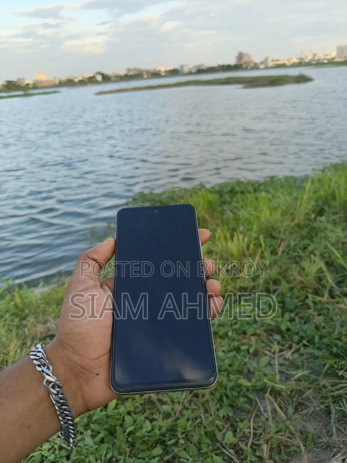 iQOO Z10x 128 GB White