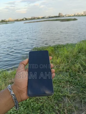 iQOO Z10x 128 GB White