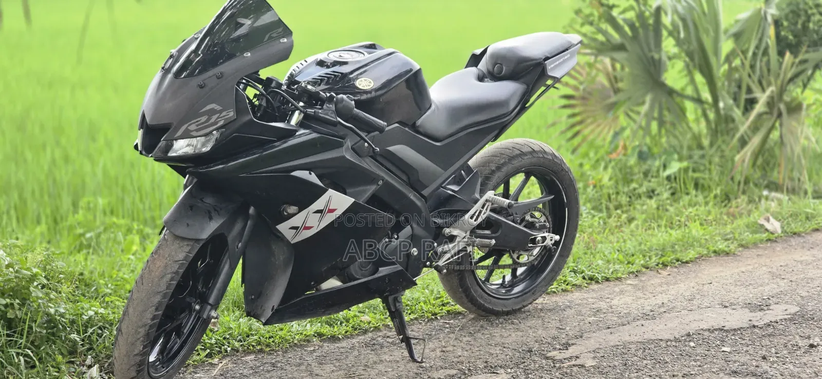 Yamaha R15 V3 2023 Black